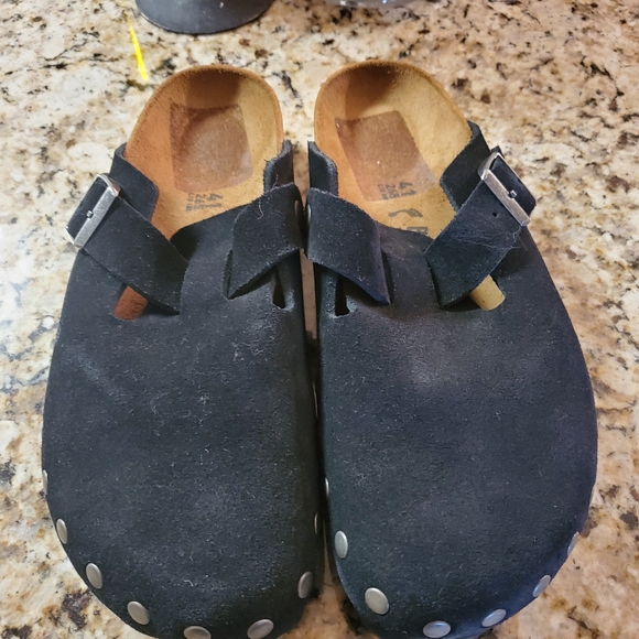 birkenstock boston studded